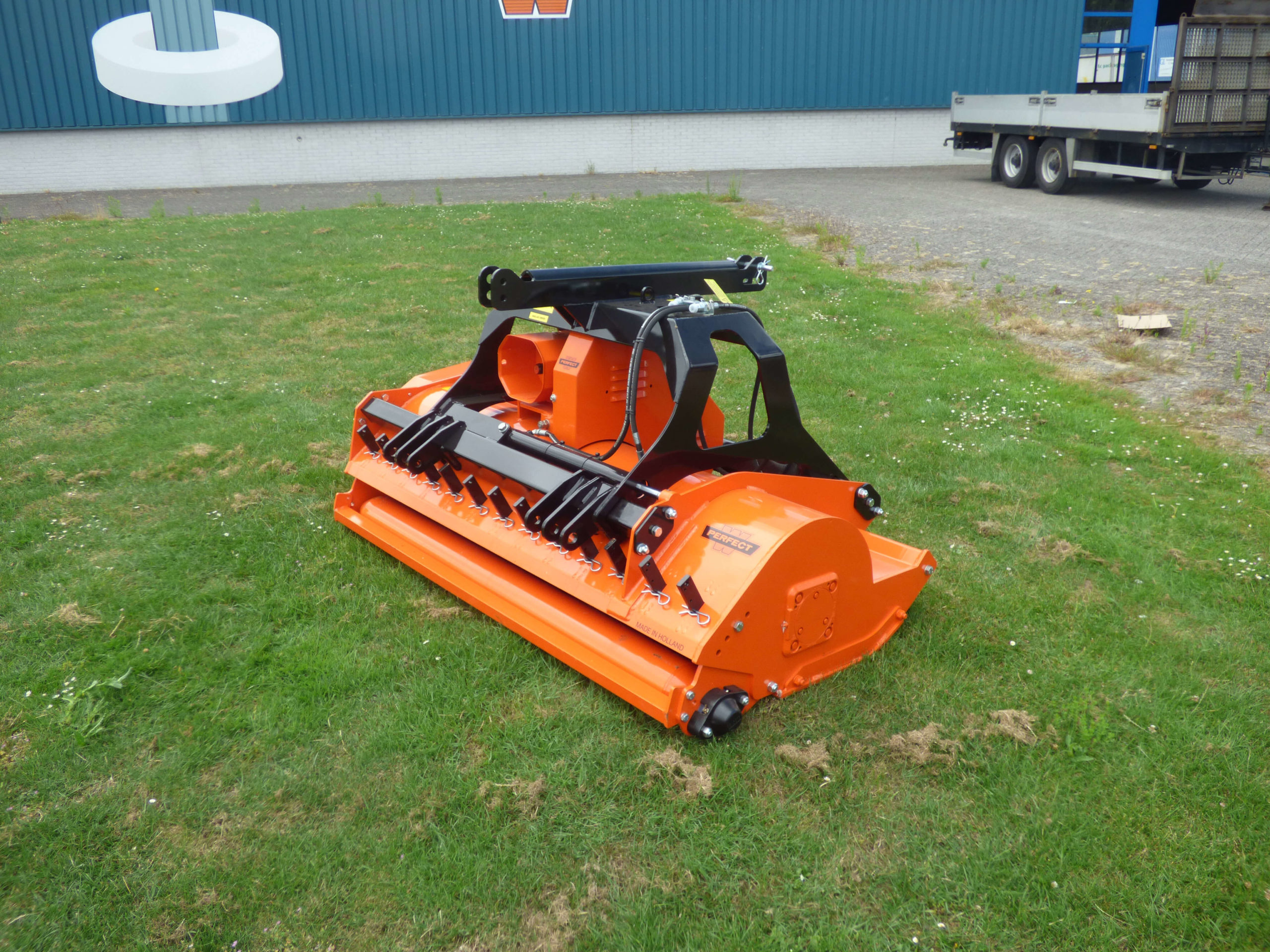 VARIOCHOP, extra low chopper for front and rear mount